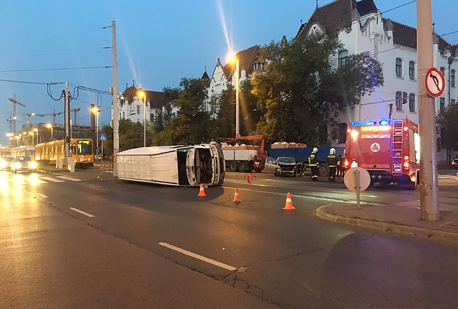 buszsin1.jpg