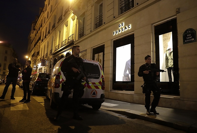 terror_parizs.jpg